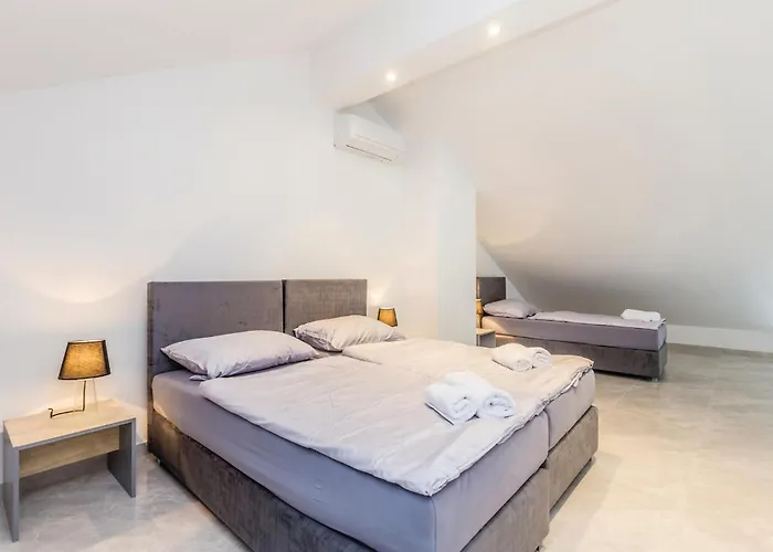 2 Bedroom Stunning In Krk Krk Town
