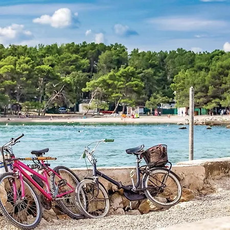 Apartman 2 Bedroom Stunning In Krk Krk Town